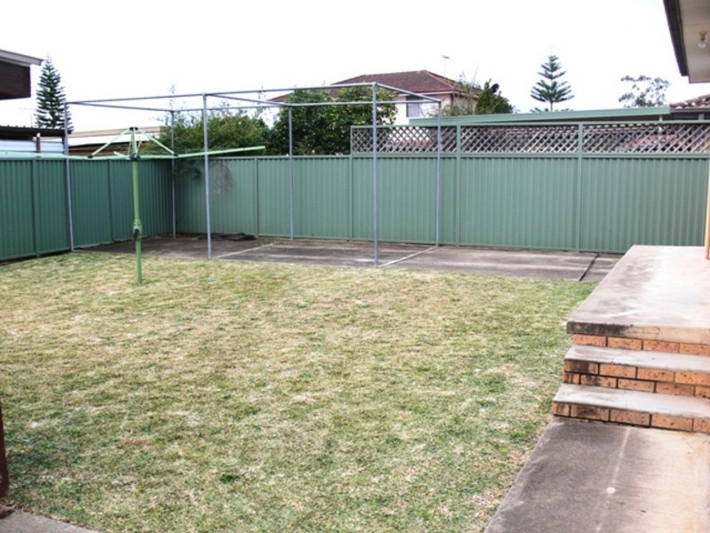 Bossley Park NSW 2176