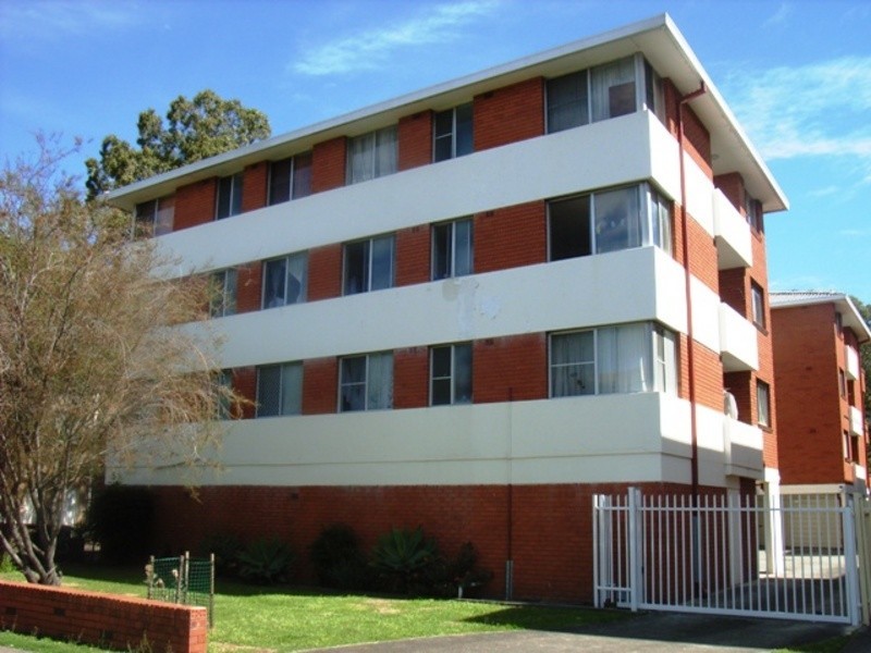 16/5 Drummond Street, Warwick Farm NSW 2170