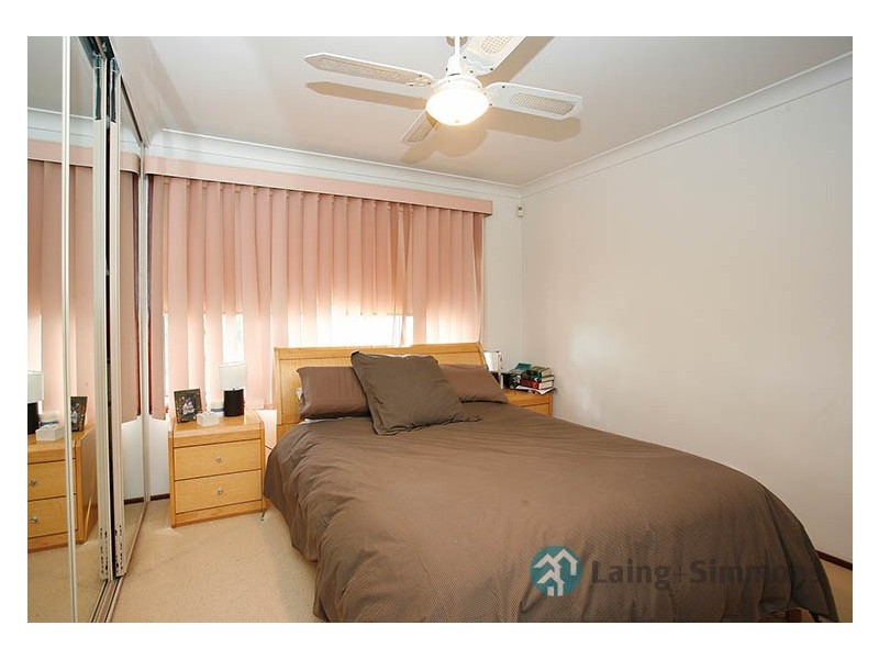 9 Tallowood Crescent, Bossley Park NSW 2176