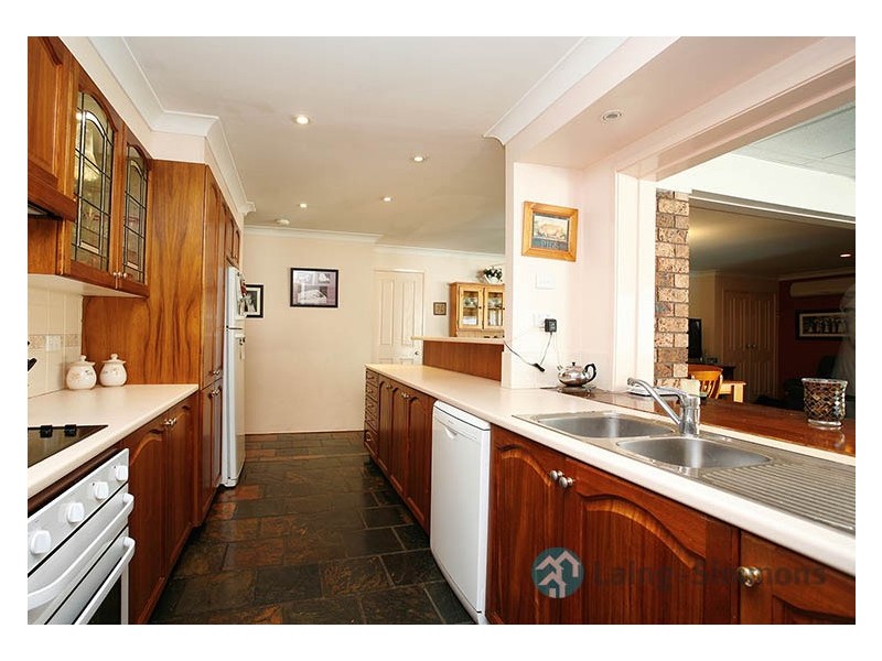 4 Teak Close, Bossley Park NSW 2176