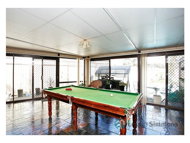 4 Teak Close, Bossley Park NSW 2176