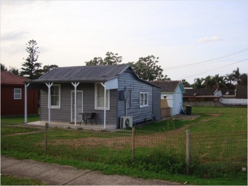 803 The Horsley Drive, Smithfield NSW 2164