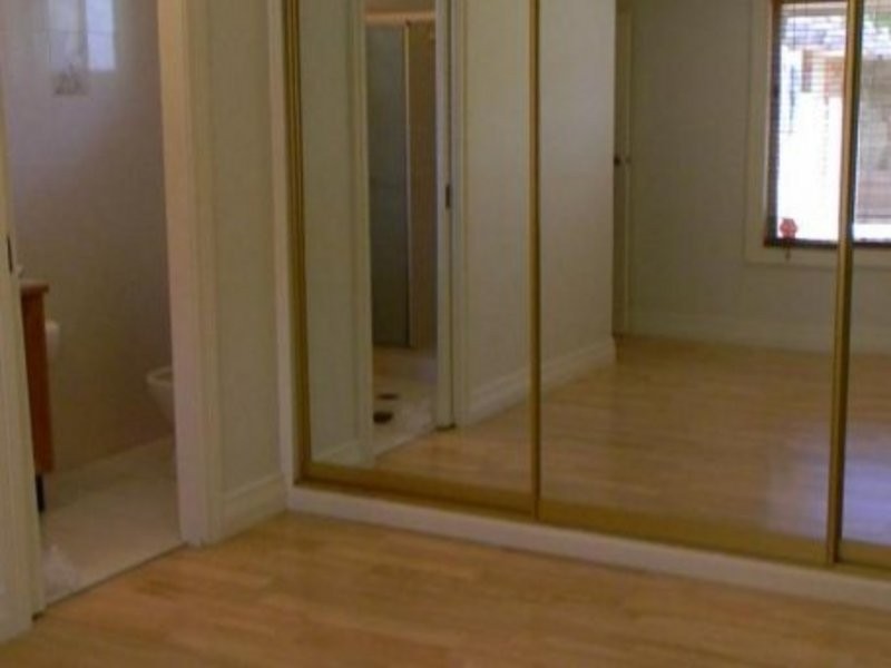 Bossley Park NSW 2176