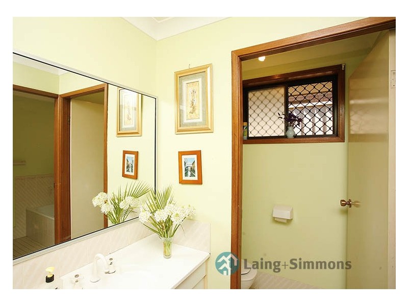 76 Kalang Road, Edensor Park NSW 2176