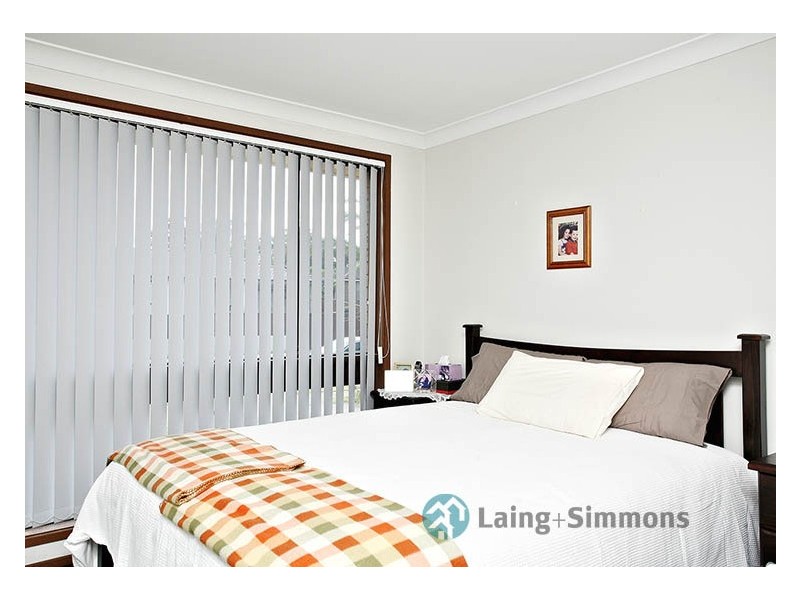 11 Burr Close, Bossley Park NSW 2176