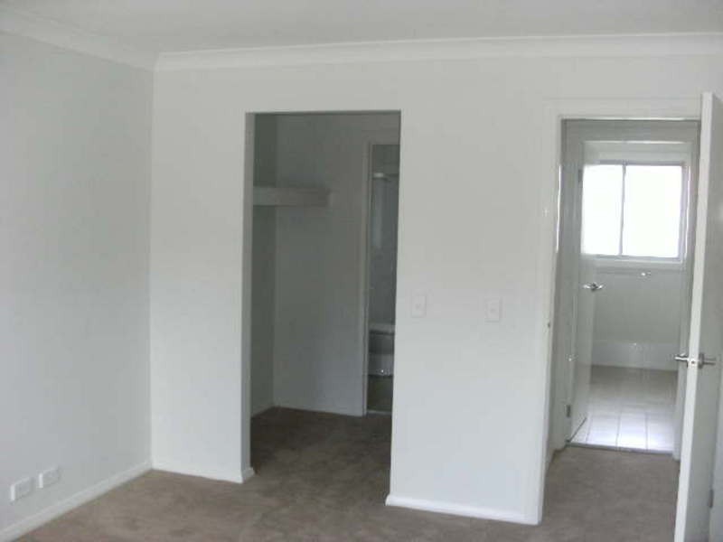 Middleton Grange NSW 2171