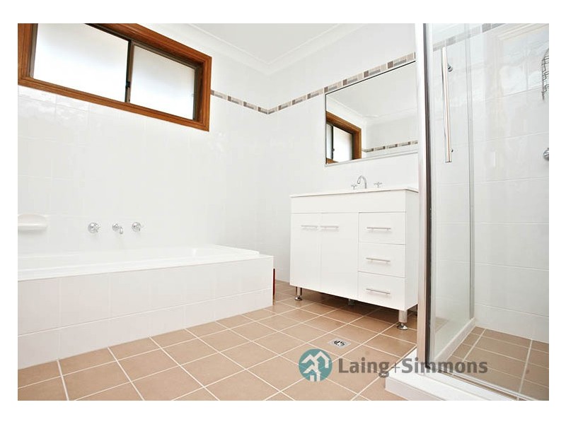 5 Buchan Place, Wetherill Park NSW 2164