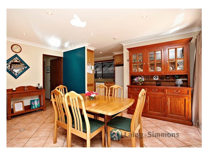 24 Ainsworth Crescent, Wetherill Park NSW 2164