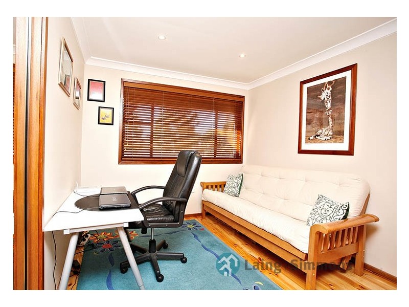 24 Ainsworth Crescent, Wetherill Park NSW 2164
