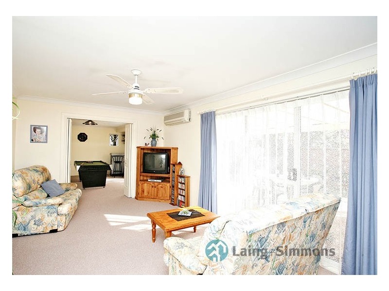 7 Barrington Street, Bossley Park NSW 2176