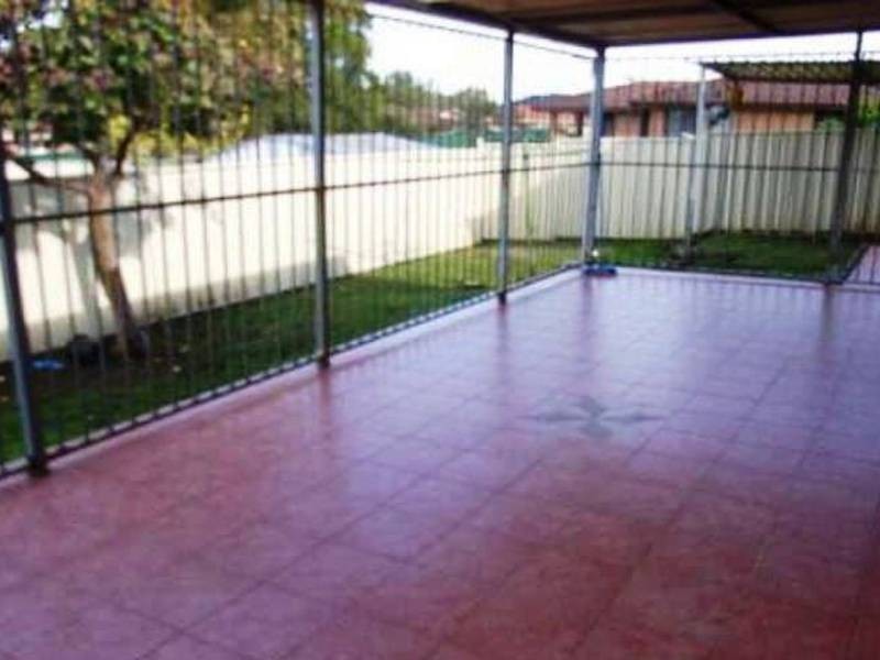 Edensor Park NSW 2176