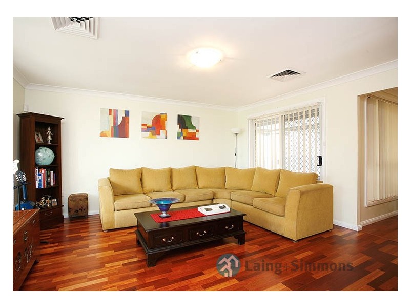 Edensor Park NSW 2176