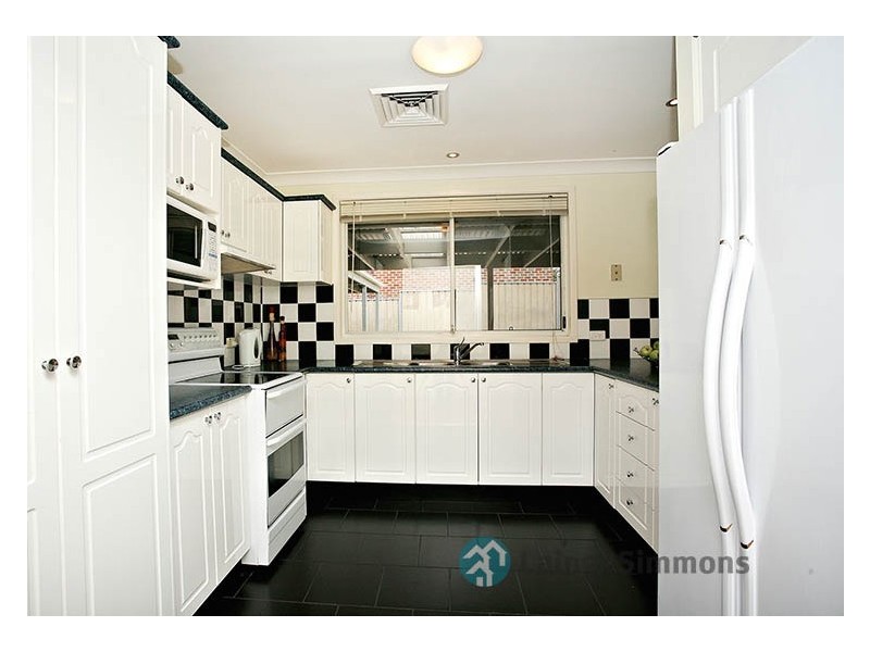 Edensor Park NSW 2176