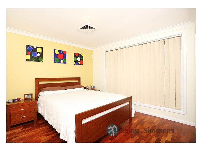 Edensor Park NSW 2176