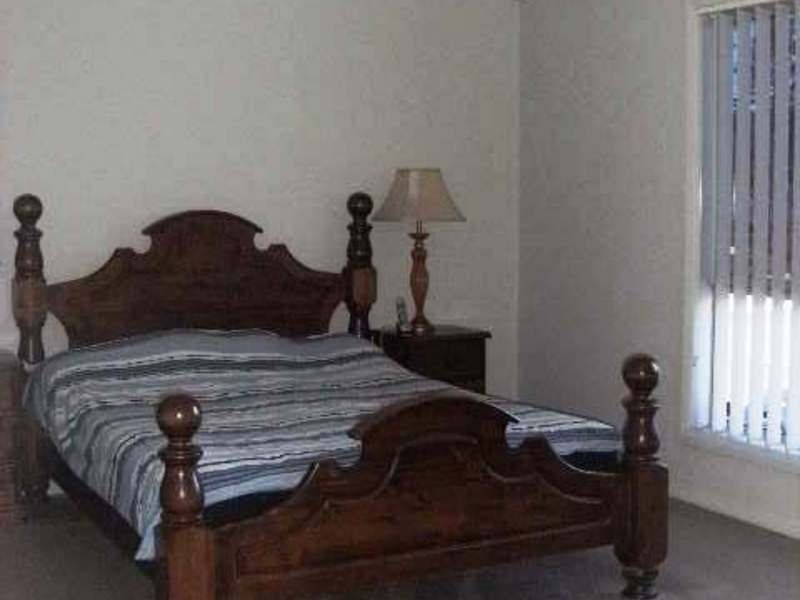 Middleton Grange NSW 2171