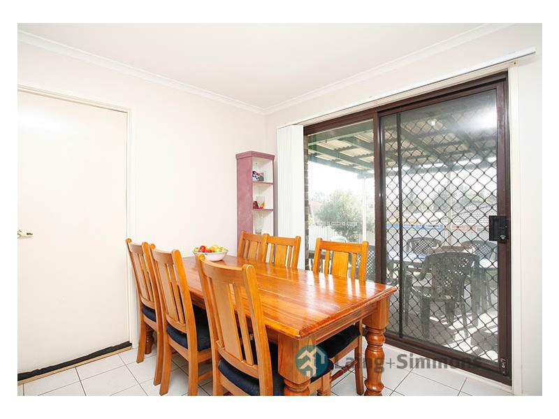 7 Barren Close, Green Valley NSW 2168