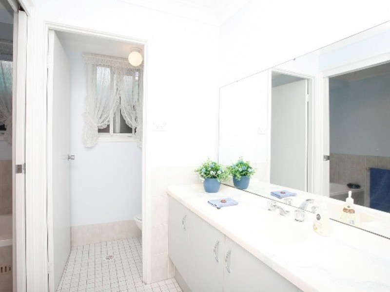 Bossley Park NSW 2176