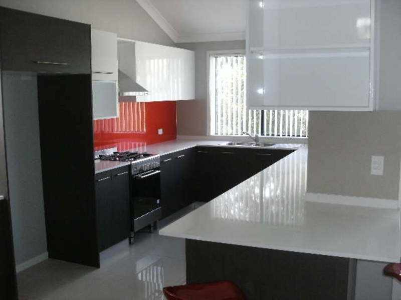 Glen Alpine NSW 2560