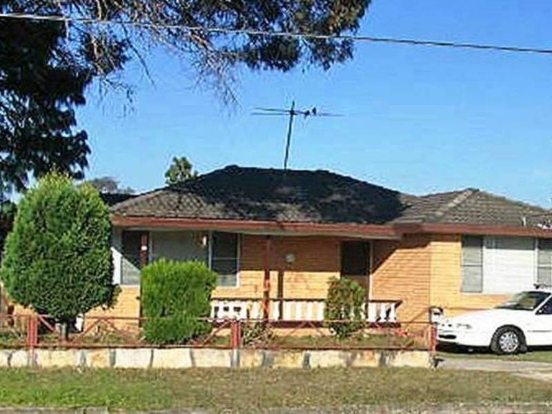 Fairfield West NSW 2165