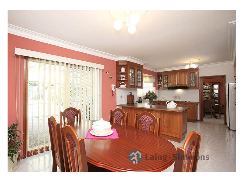 19 Dixon Street, Abbotsbury NSW 2176
