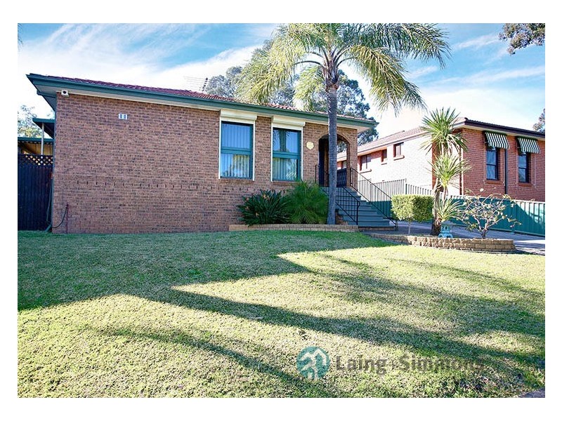 11 Serpentine Street, Bossley Park NSW 2176