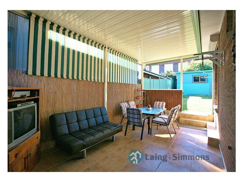 11 Serpentine Street, Bossley Park NSW 2176