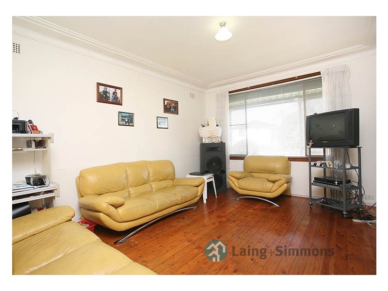 41 Lions Avenue, Lurnea NSW 2170