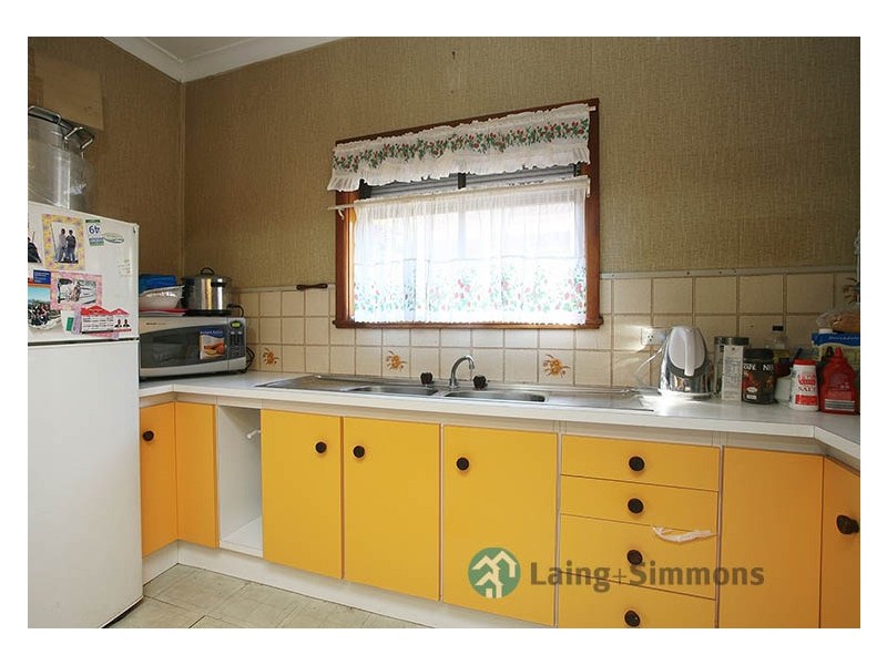 41 Lions Avenue, Lurnea NSW 2170