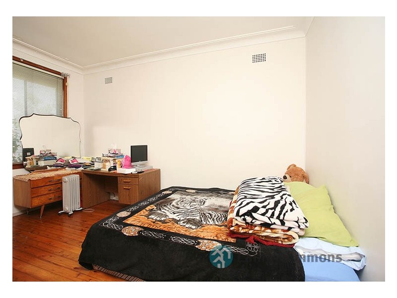 41 Lions Avenue, Lurnea NSW 2170