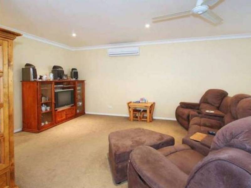 17 Hatfield Street, Canley Heights NSW 2166