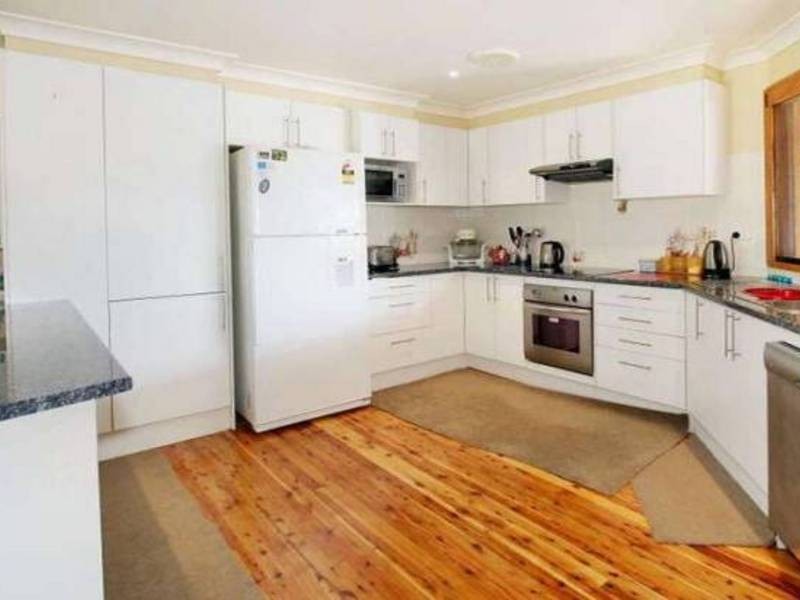 17 Hatfield Street, Canley Heights NSW 2166