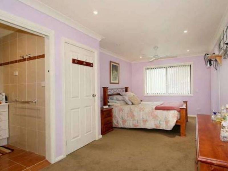 17 Hatfield Street, Canley Heights NSW 2166