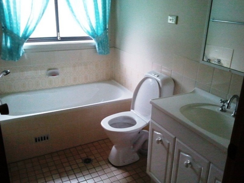 Bossley Park NSW 2176