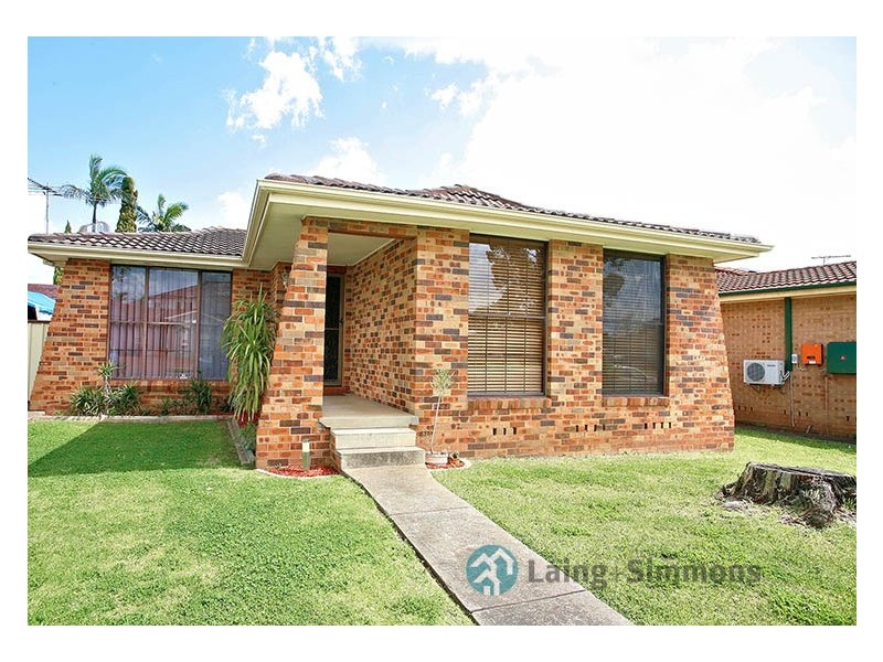 18 Shelley Place, Wetherill Park NSW 2164
