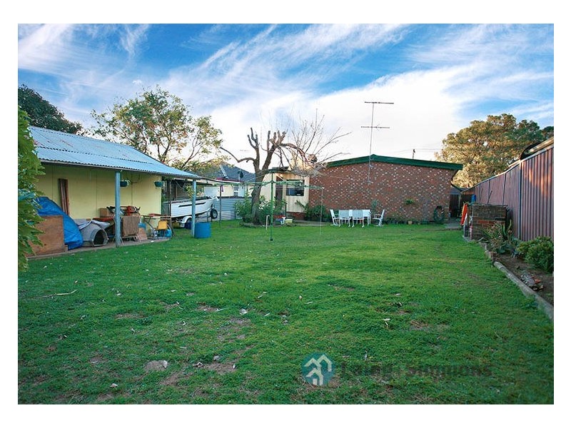 102 Charles Street, Smithfield NSW 2164