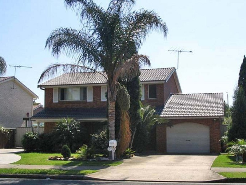 2 Ibsen Place, Wetherill Park NSW 2164