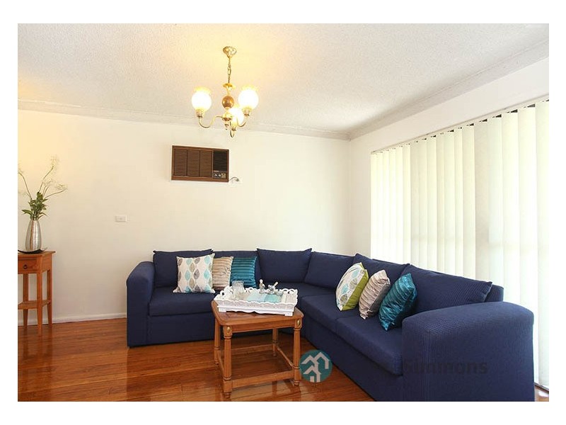 11 Hinkler Street, Smithfield NSW 2164