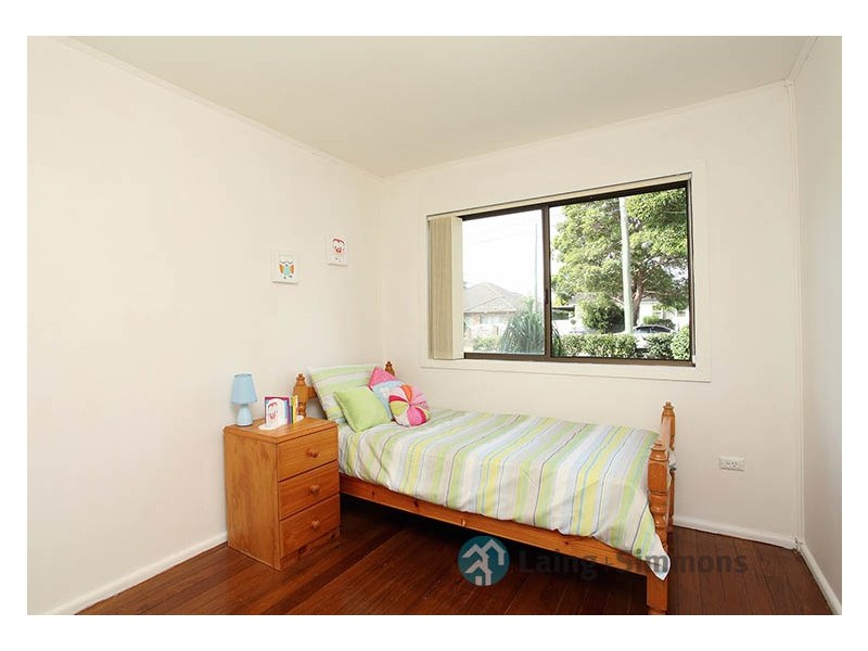 11 Hinkler Street, Smithfield NSW 2164