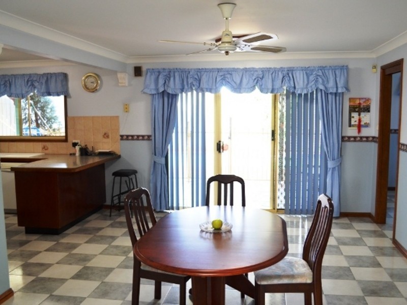 16 Pendlebury Place, Abbotsbury NSW 2176