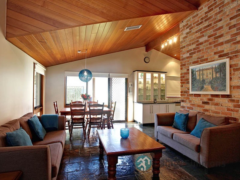 97 Tallowood Cresent, Bossley Park NSW 2176