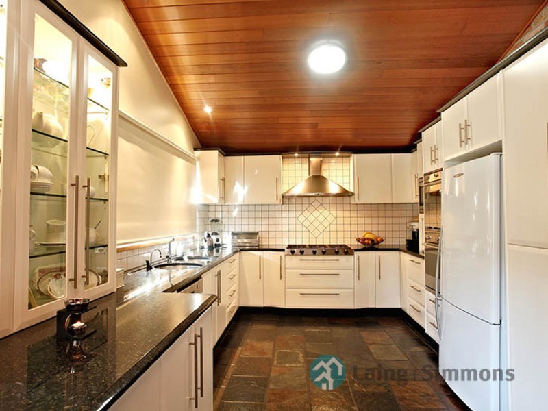 97 Tallowood Cresent, Bossley Park NSW 2176