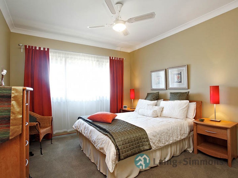 97 Tallowood Cresent, Bossley Park NSW 2176