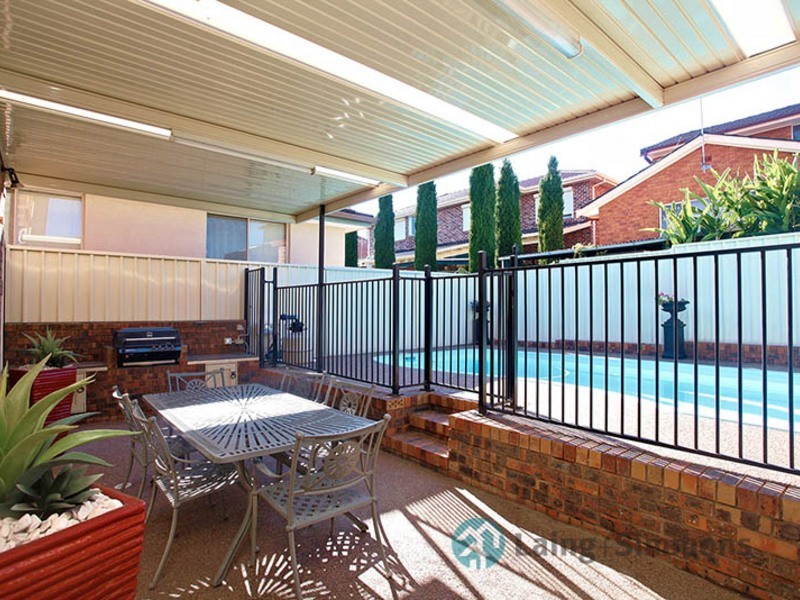 97 Tallowood Cresent, Bossley Park NSW 2176