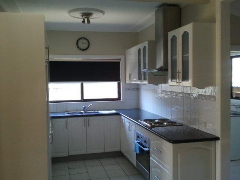 8 Gemoore Street, Smithfield NSW 2164