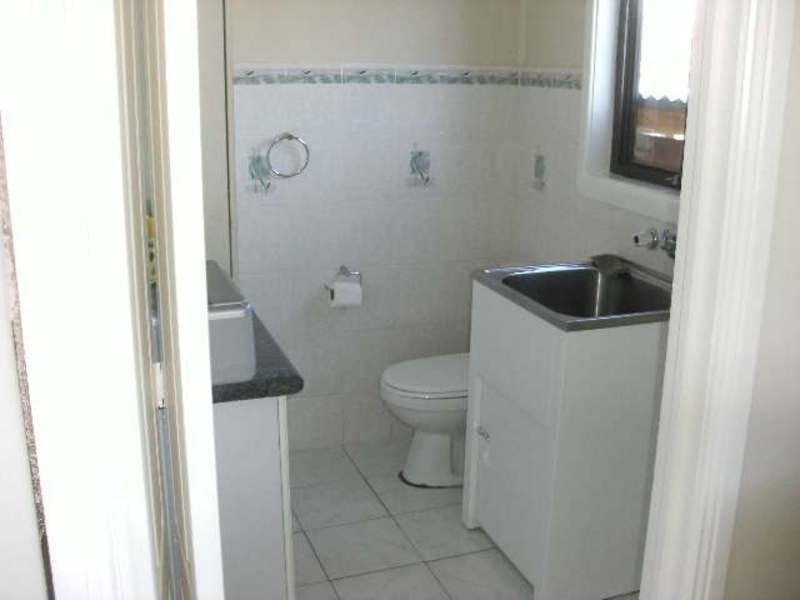 8 Gemoore Street, Smithfield NSW 2164