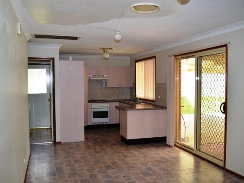 17 Verge Street, West Hoxton NSW 2171