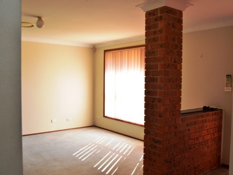 17 Verge Street, West Hoxton NSW 2171