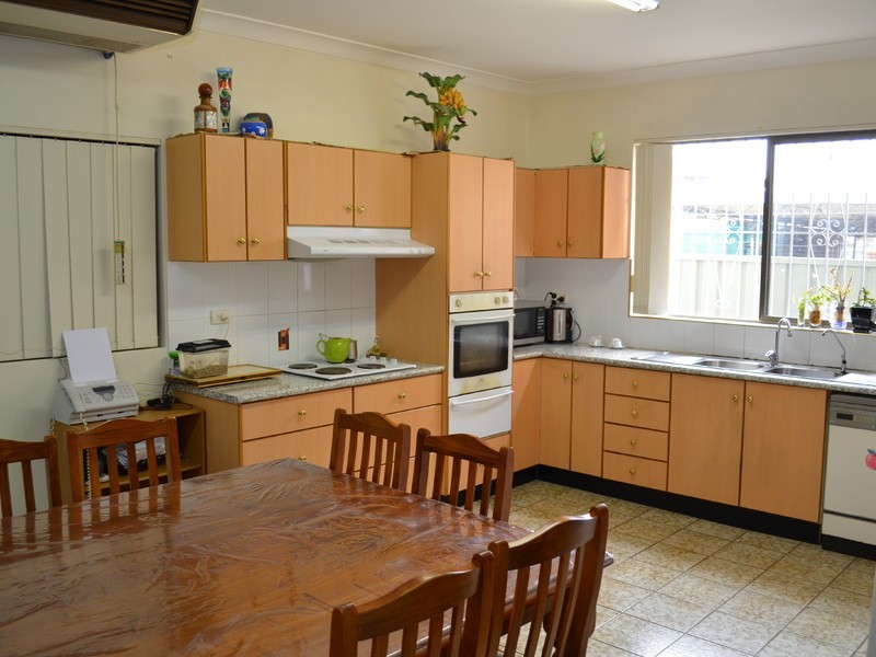 63 Lily Street, Wetherill Park NSW 2164