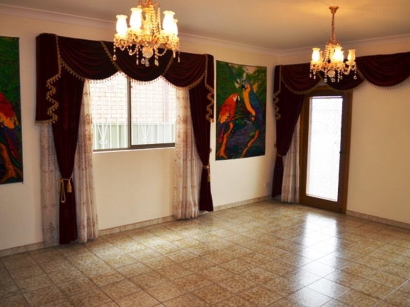 63 Lily Street, Wetherill Park NSW 2164