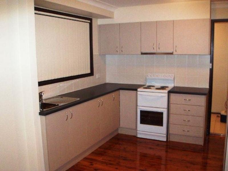 6 Collins Close, Edensor Park NSW 2176